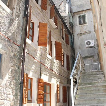 Sunny Rooms And Suites Šibenik Екстериор снимка