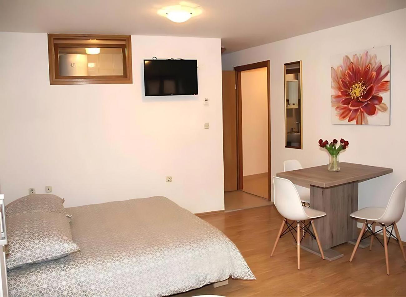 Sunny Rooms And Suites Šibenik Екстериор снимка